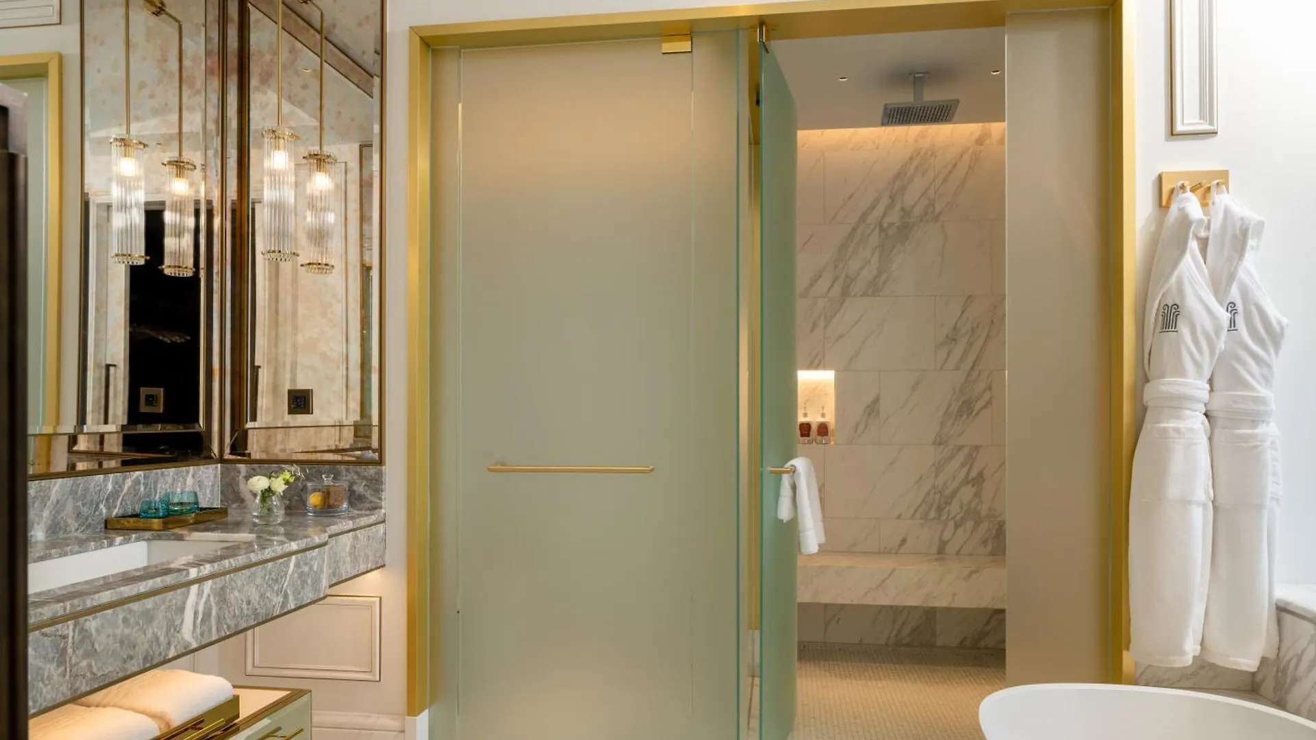*****  Corinthia Grand Hotel Du Boulevard Bucarest Roumanie